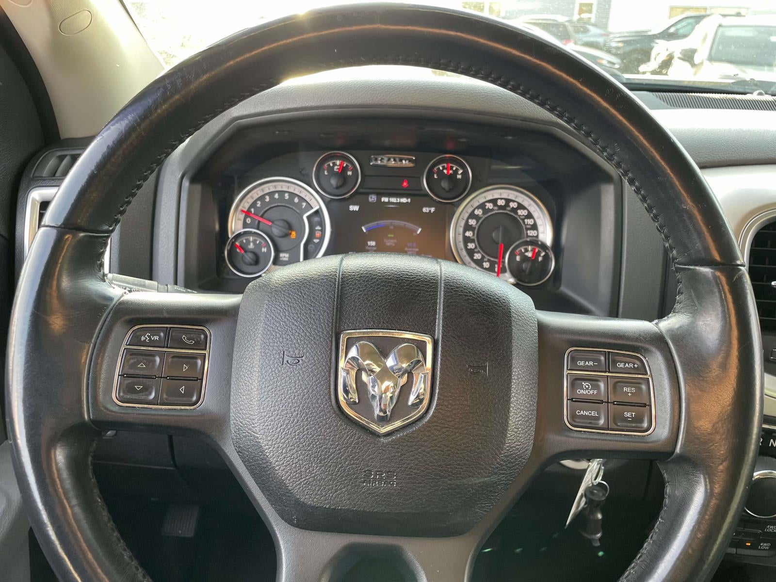 2019 RAM 1500 Classic SLT Crew Cab 4x4 5'7' Box