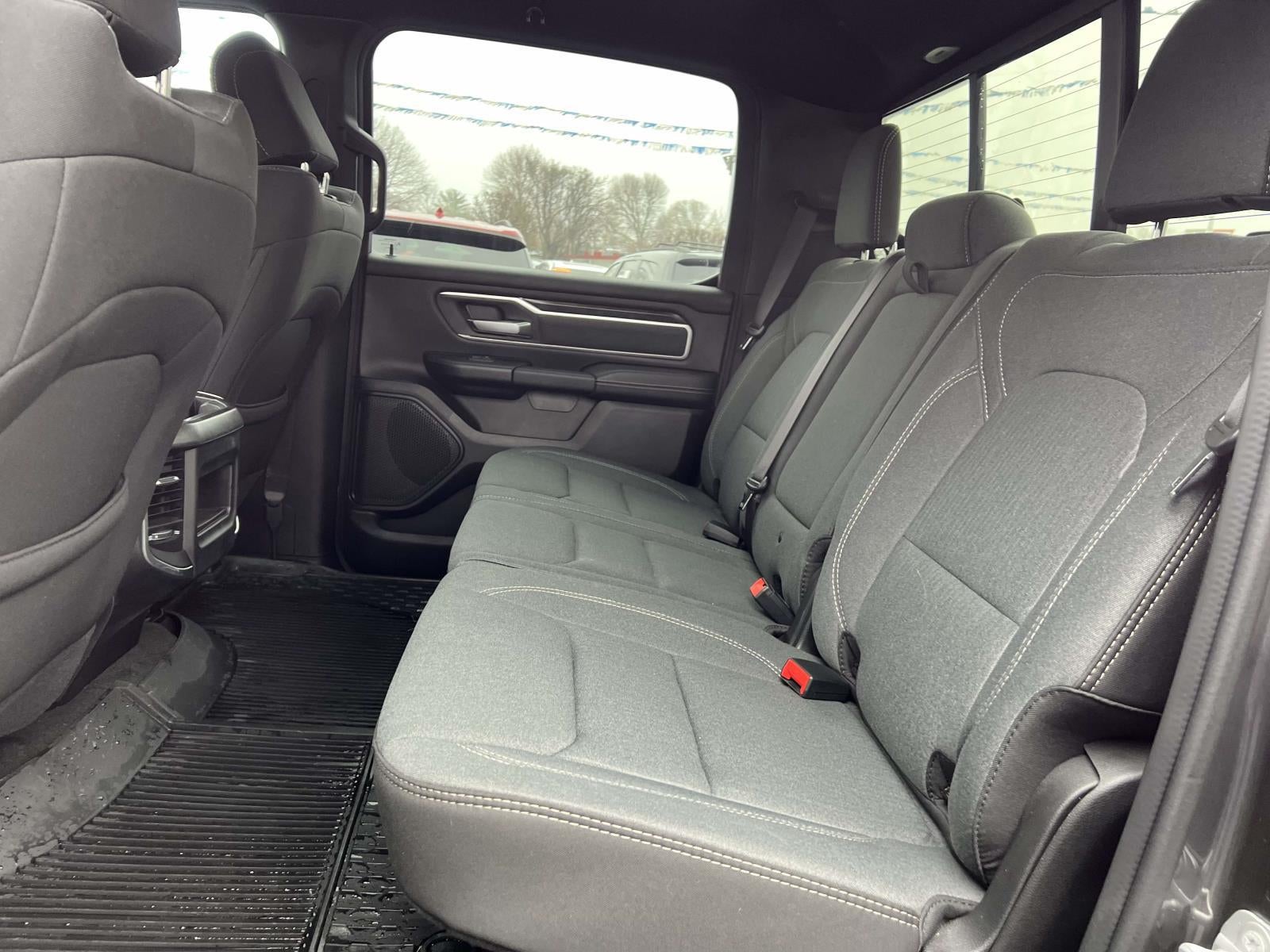 2023 RAM 1500 Big Horn Crew Cab 4x4 5'7' Box