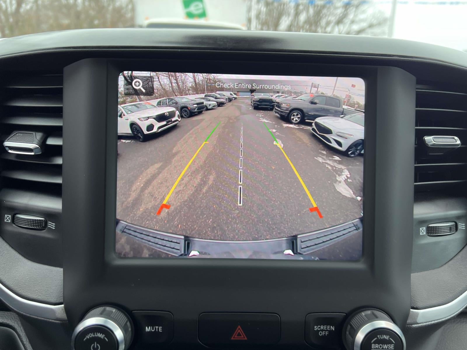 2023 RAM 1500 Big Horn Crew Cab 4x4 5'7' Box