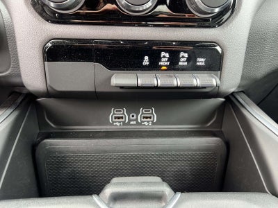 2025 RAM 1500 Big Horn Crew Cab 4x4 5'7' Box