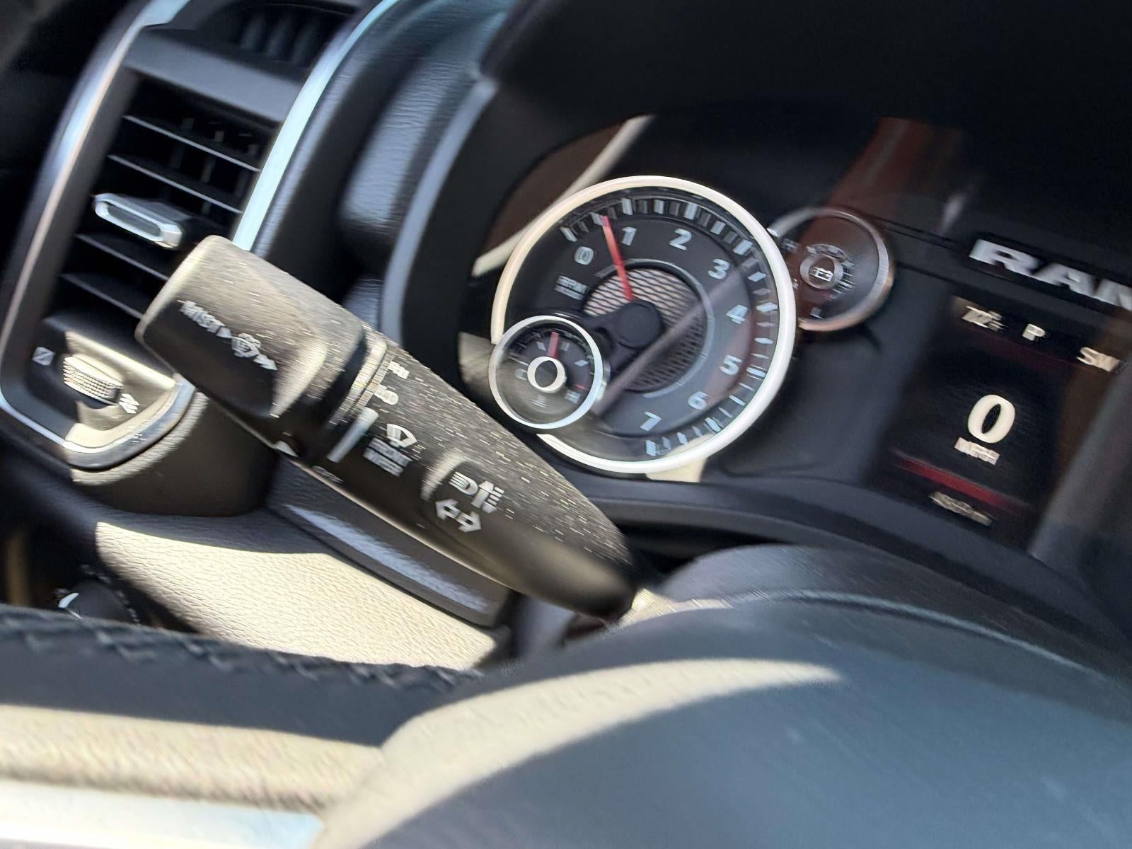 2025 RAM 1500 Big Horn Crew Cab 4x4 5'7' Box