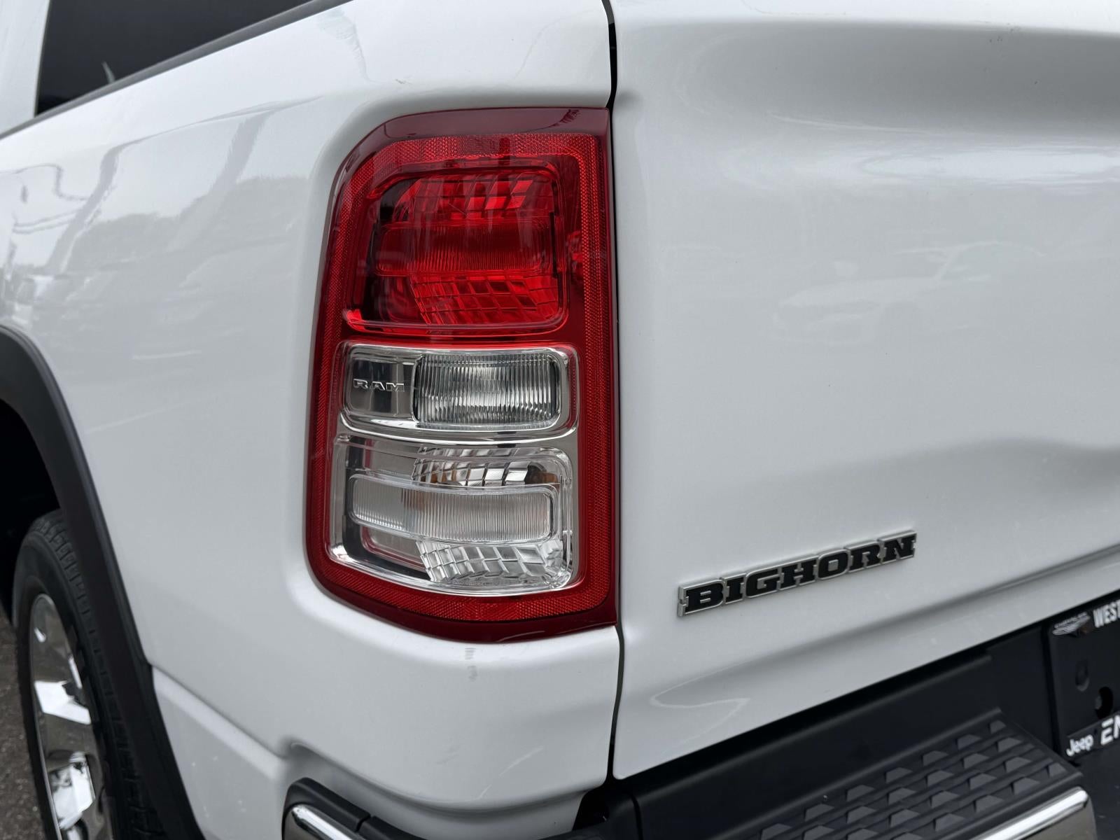 2022 RAM 1500 Big Horn Crew Cab 4x4 5'7' Box