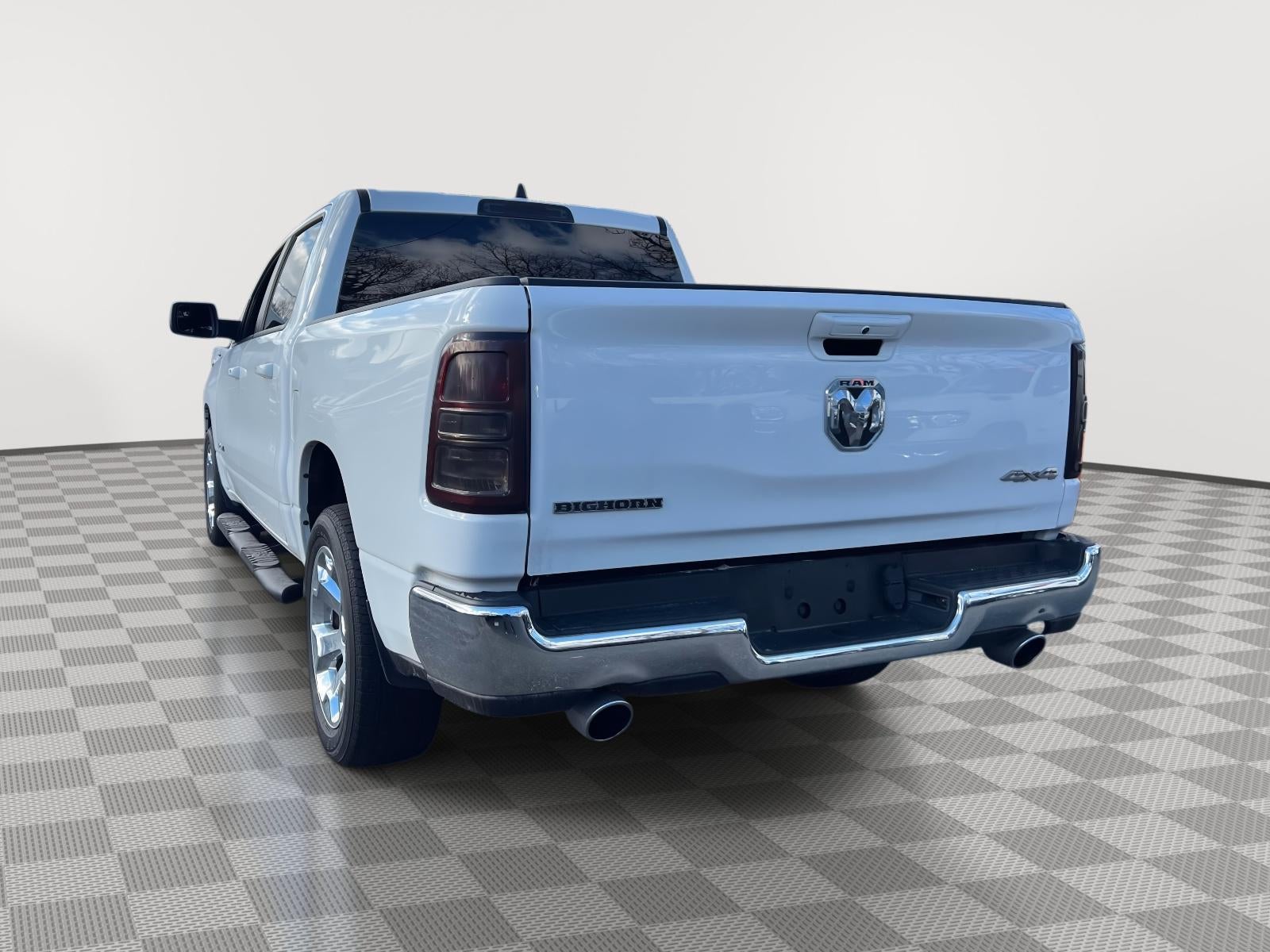 2022 RAM 1500 Big Horn Crew Cab 4x4 5'7' Box