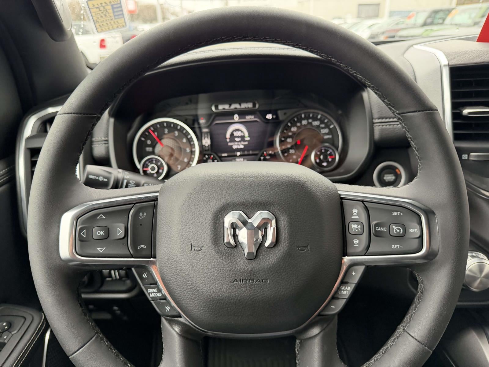 2025 RAM 1500 Laramie Crew Cab 4x4 5'7' Box