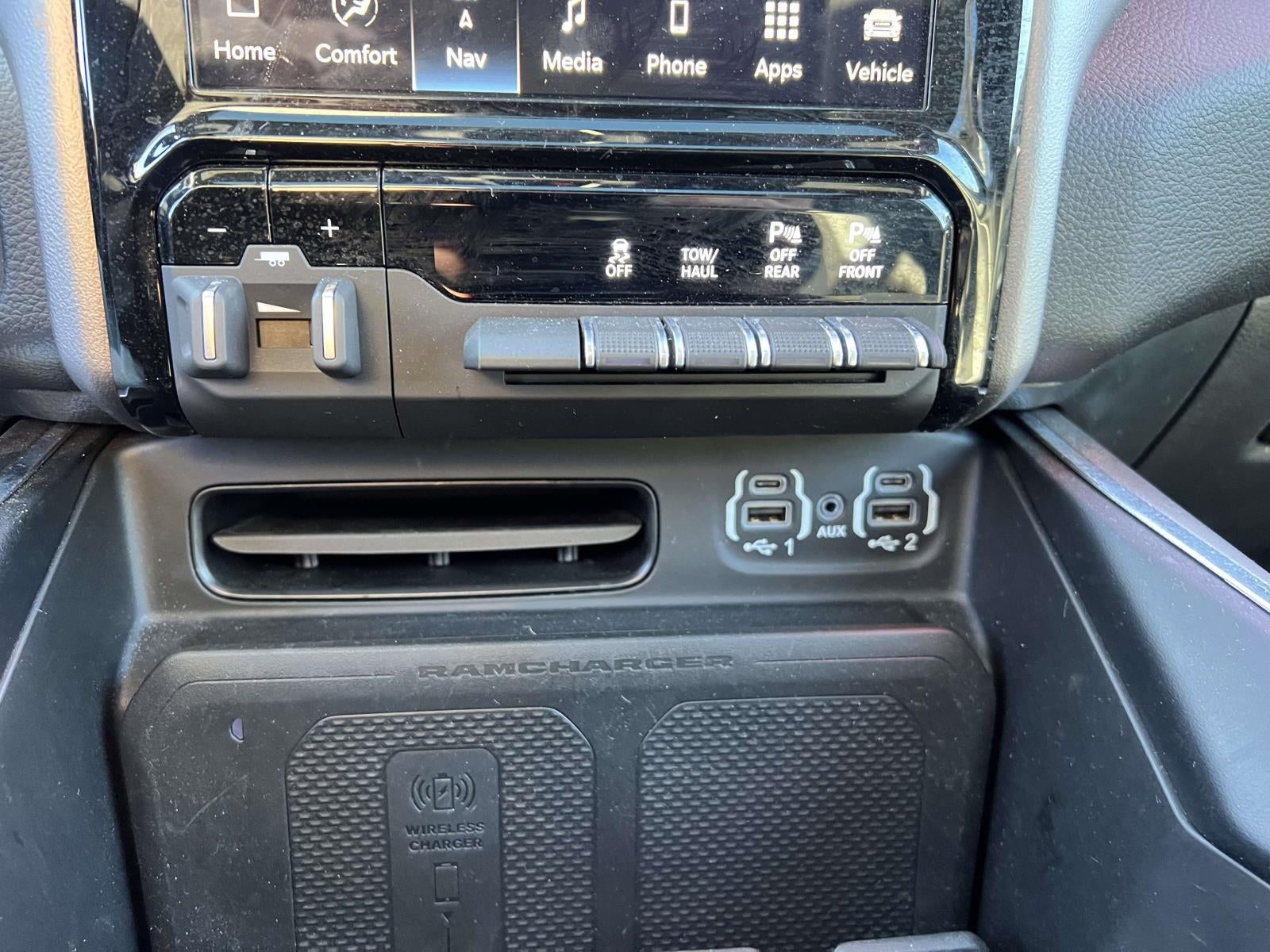 2023 RAM 1500 Laramie Crew Cab 4x4 5'7' Box