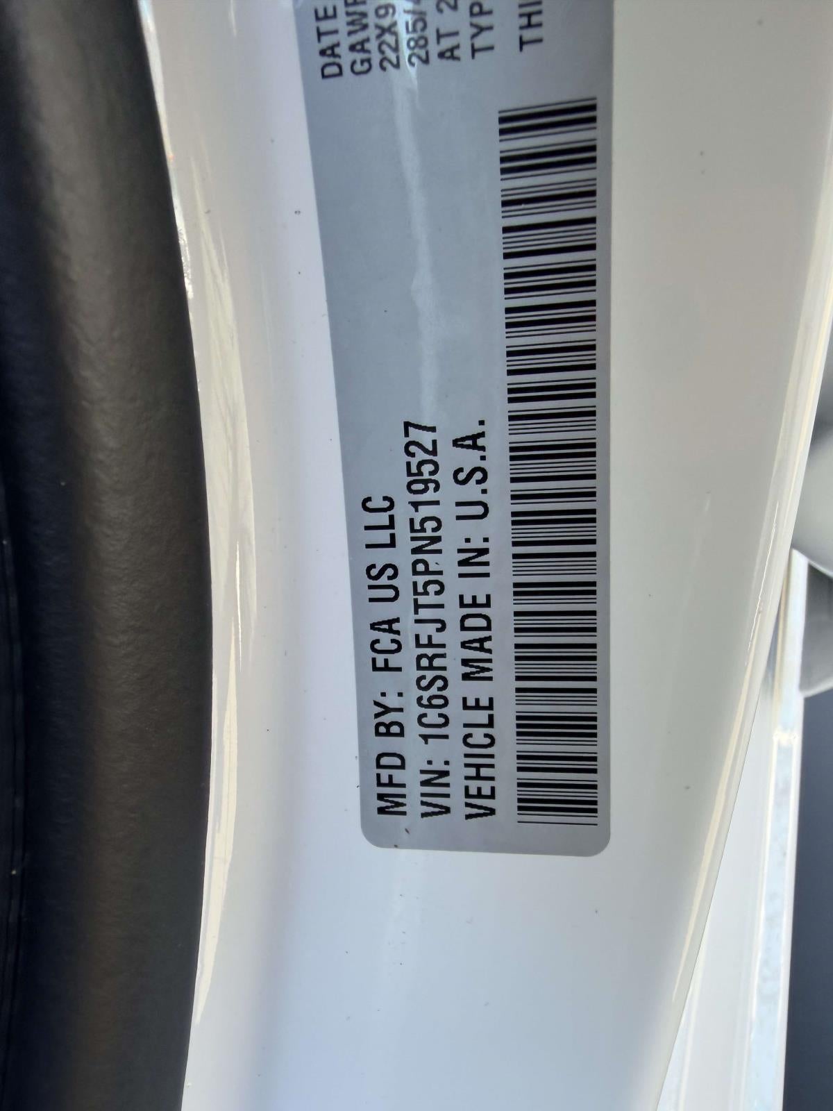 2023 RAM 1500 Laramie Crew Cab 4x4 5'7' Box