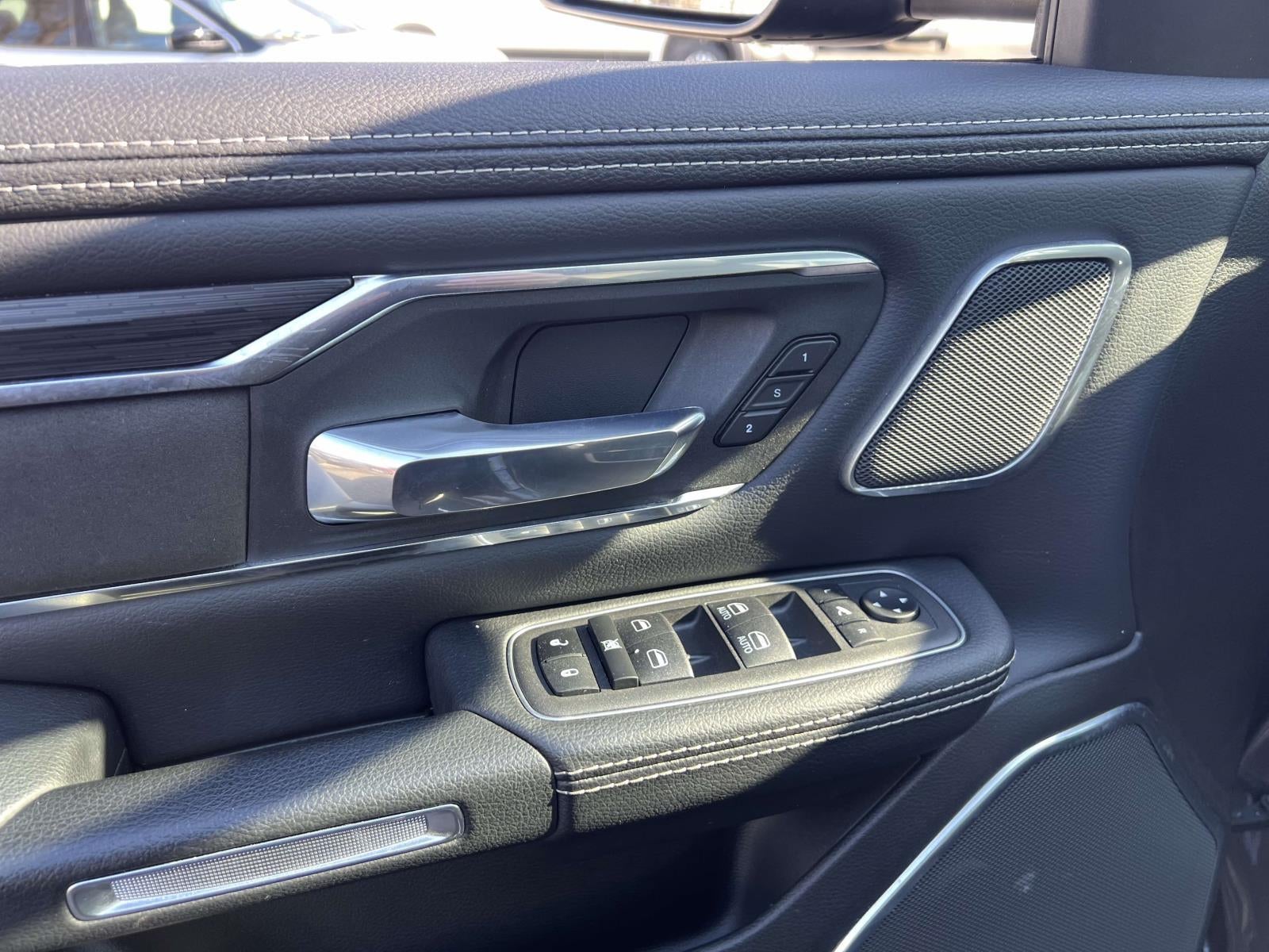 2024 RAM 1500 Laramie Crew Cab 4x4 5'7' Box