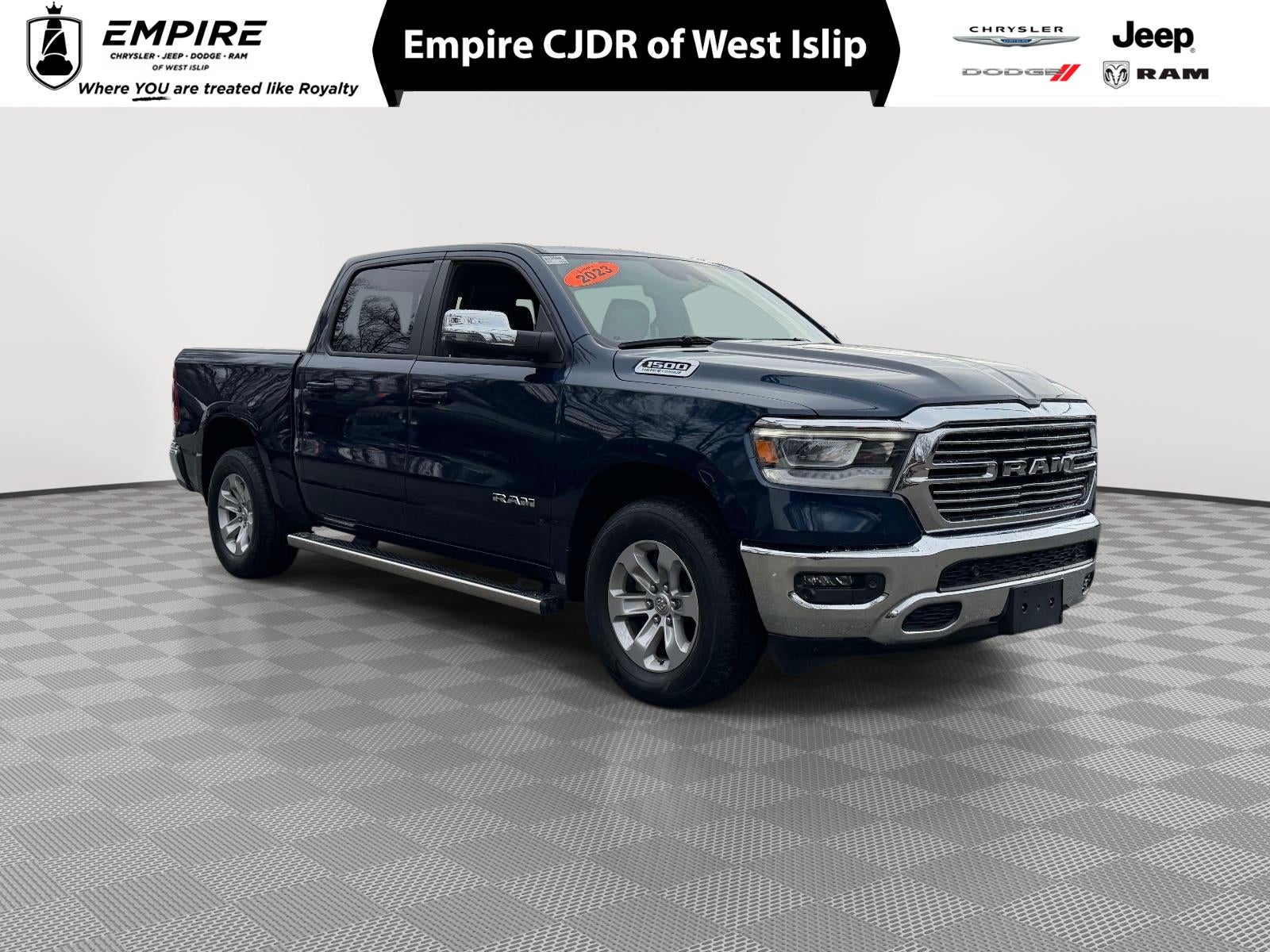2023 RAM 1500 Laramie Crew Cab 4x4 5'7' Box