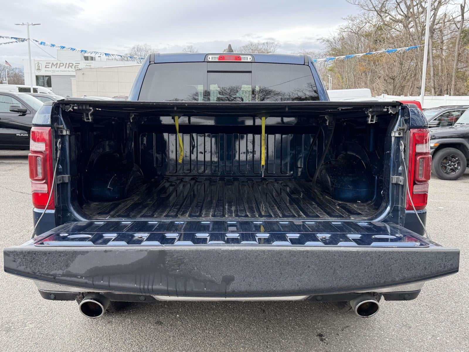 2023 RAM 1500 Laramie Crew Cab 4x4 5'7' Box