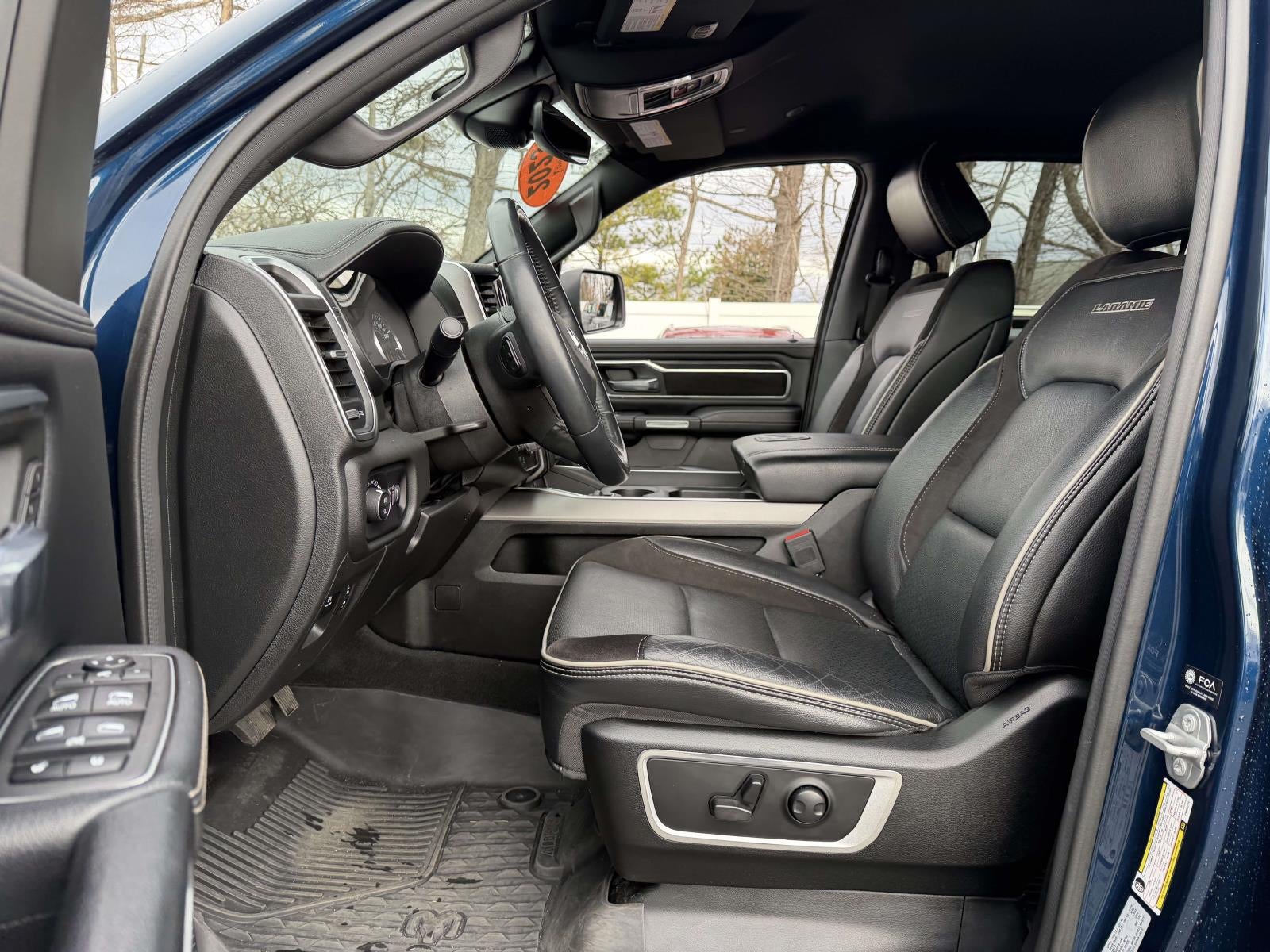 2023 RAM 1500 Laramie Crew Cab 4x4 5'7' Box