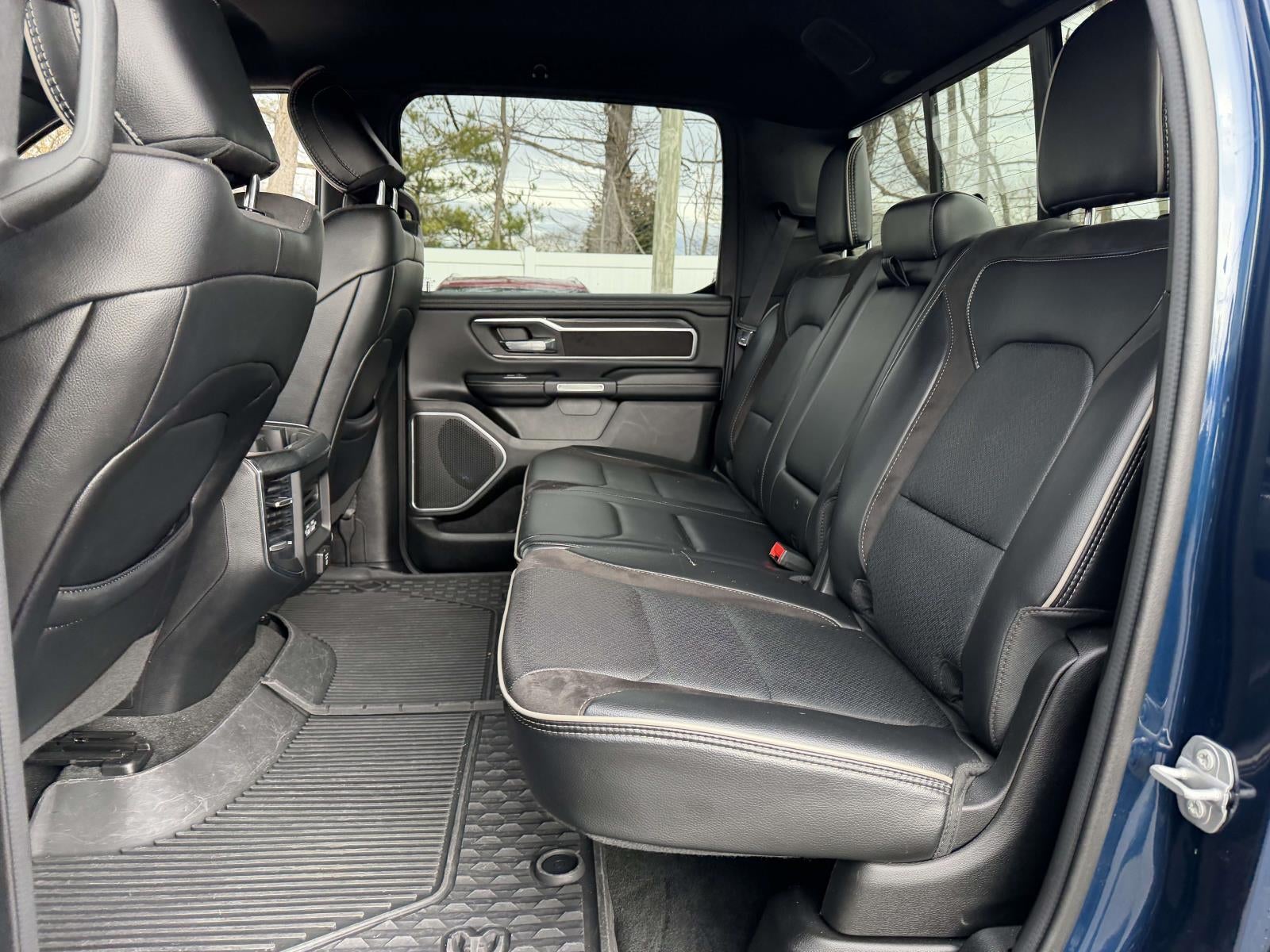 2023 RAM 1500 Laramie Crew Cab 4x4 5'7' Box