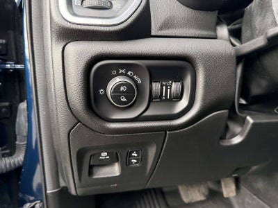 2023 RAM 1500 Laramie Crew Cab 4x4 5'7' Box