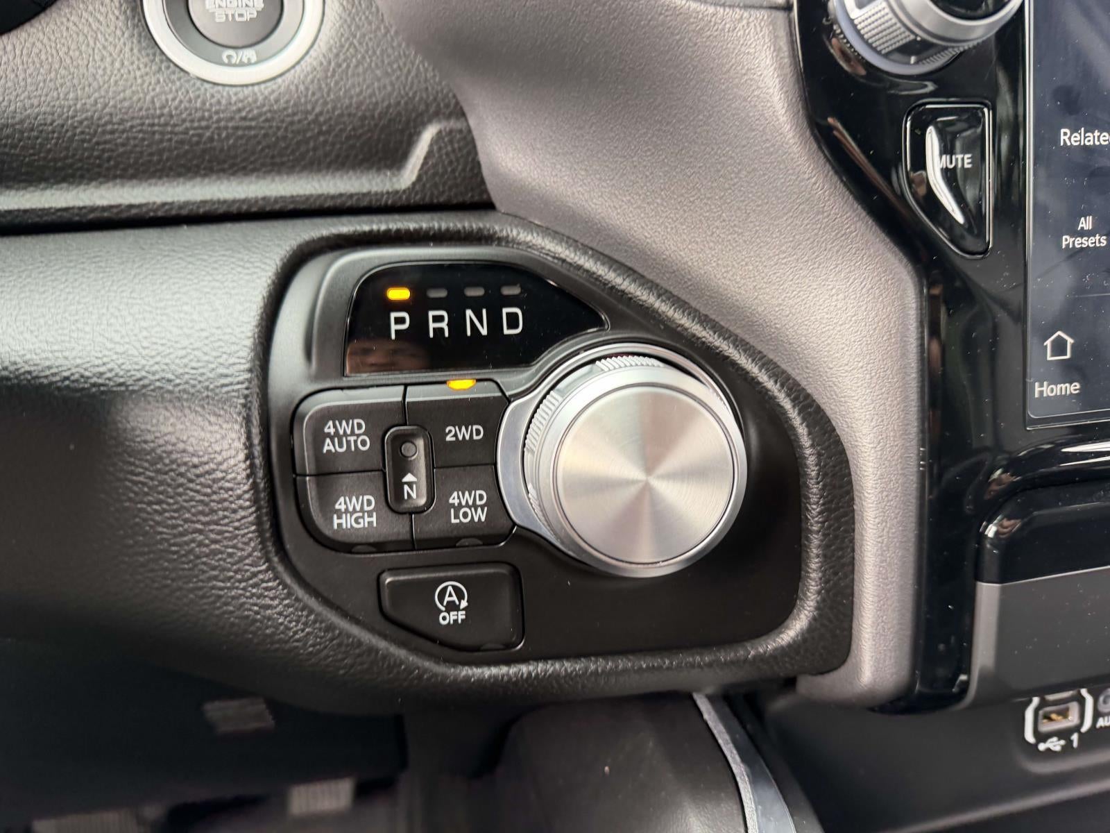 2023 RAM 1500 Laramie Crew Cab 4x4 5'7' Box