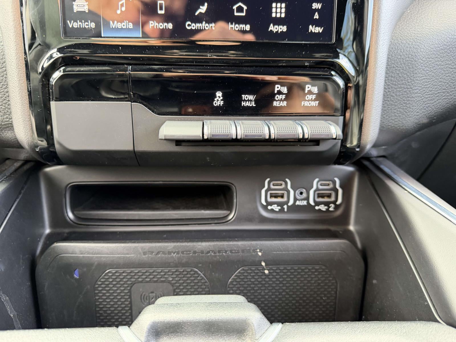 2023 RAM 1500 Laramie Crew Cab 4x4 5'7' Box