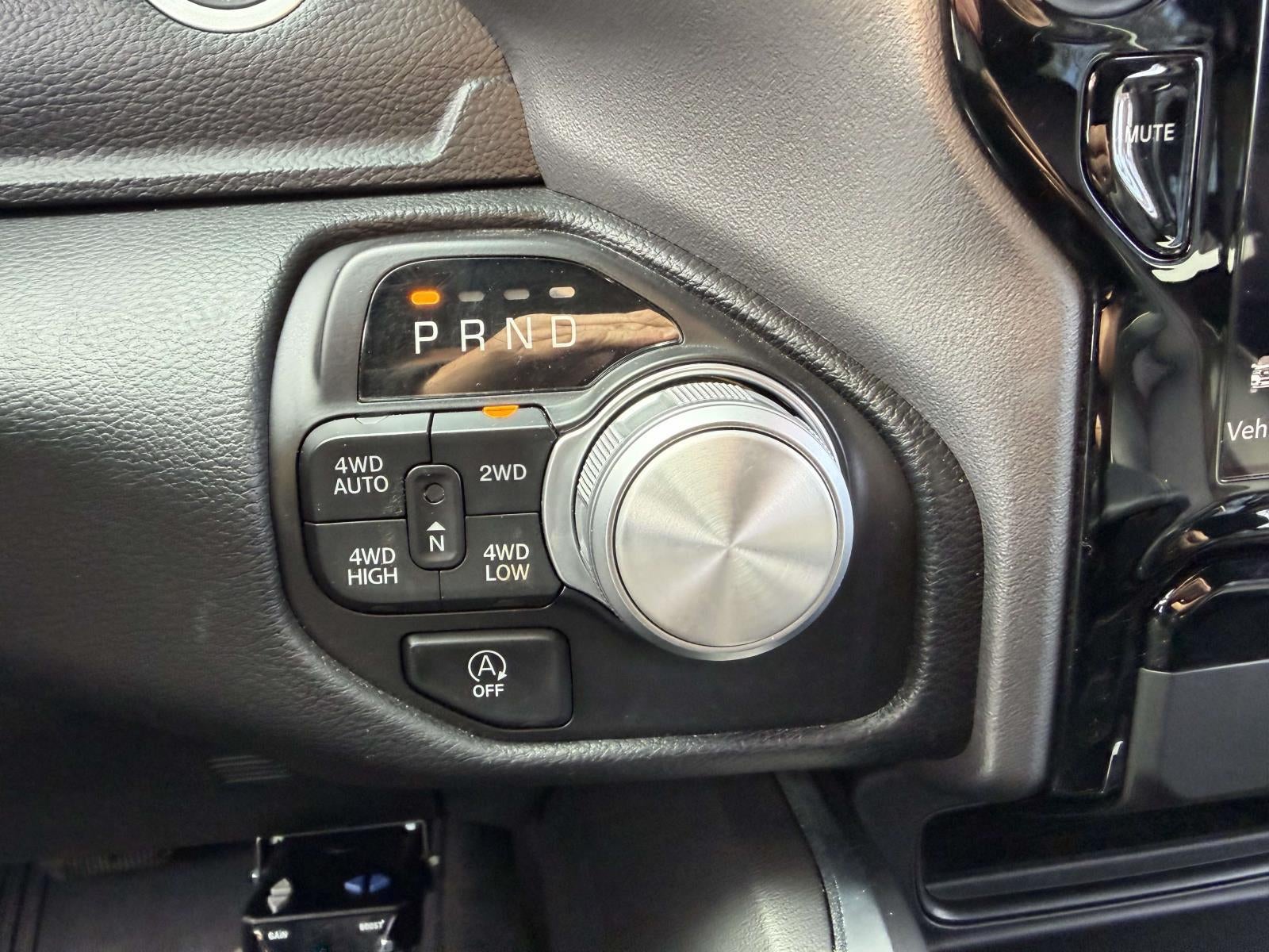 2023 RAM 1500 Laramie Crew Cab 4x4 5'7' Box