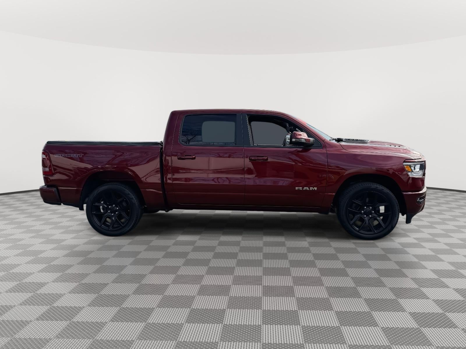 2023 RAM 1500 Laramie Crew Cab 4x4 5'7' Box