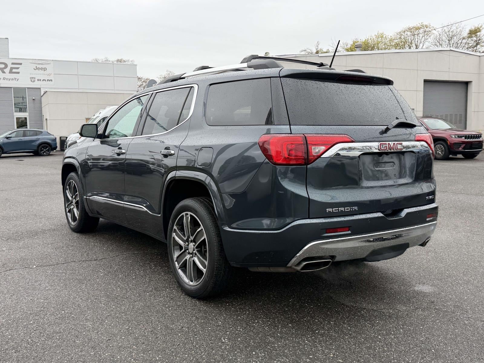 2019 GMC Acadia Denali