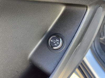 2023 Chevrolet Traverse FWD LT Cloth