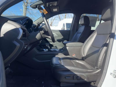 2023 Chevrolet Traverse AWD LT Leather
