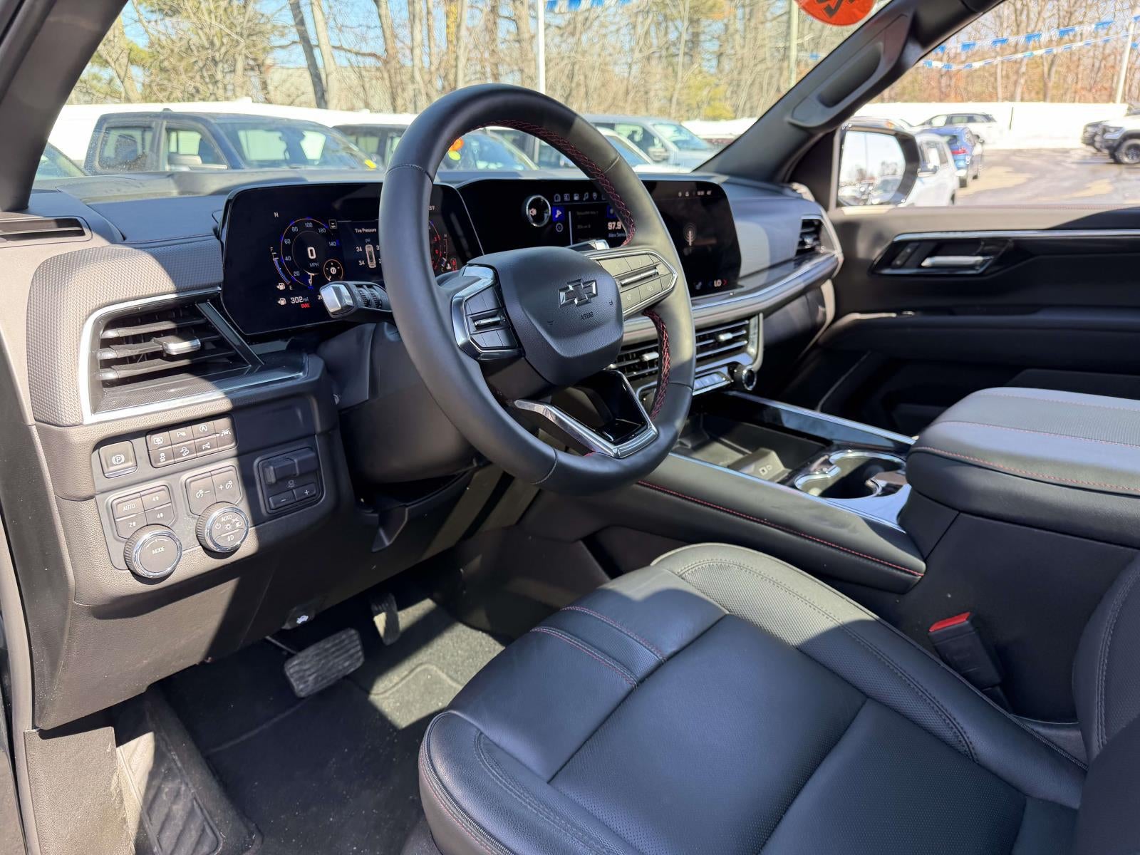 2025 Chevrolet Suburban RST