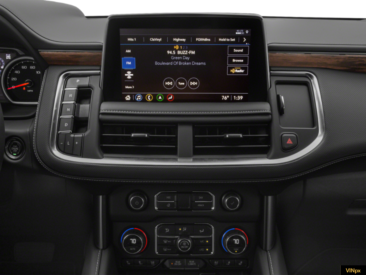 2023 Chevrolet Suburban 4WD Premier