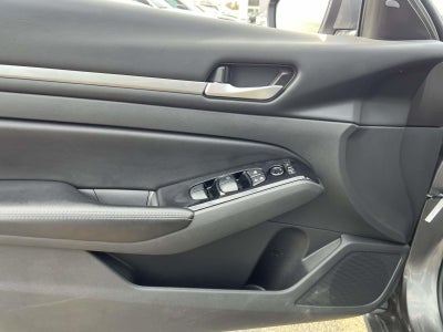 2023 Nissan Altima SV FWD