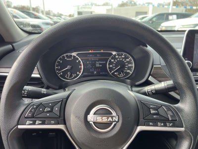 2023 Nissan Altima SV FWD