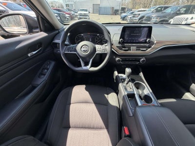 2024 Nissan Altima SV FWD