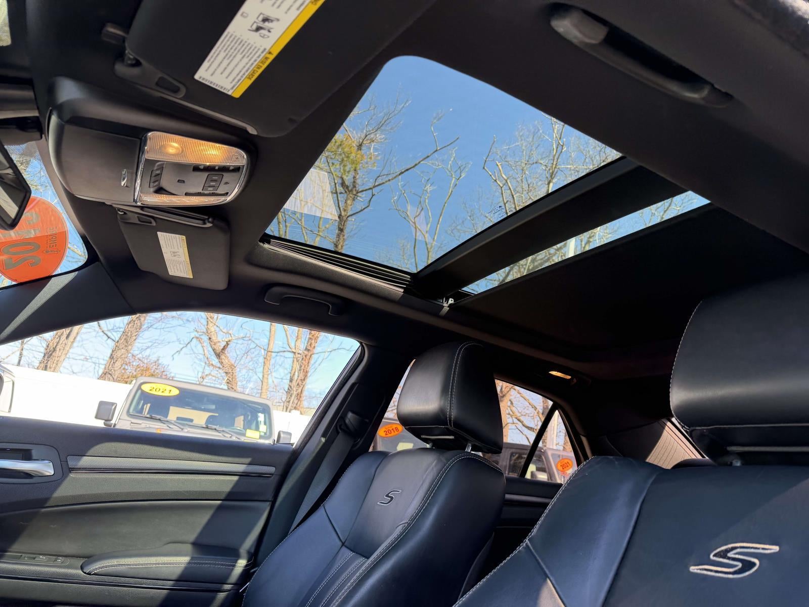 2012 Chrysler 300 S V8