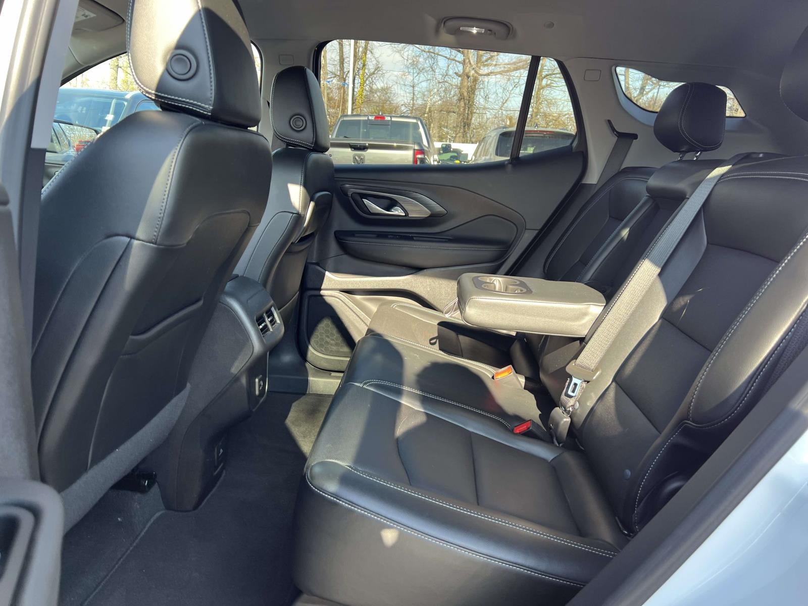 2023 GMC Terrain AWD SLT