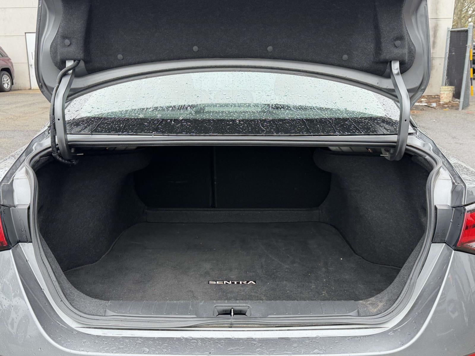 2024 Nissan Sentra SV Xtronic CVT