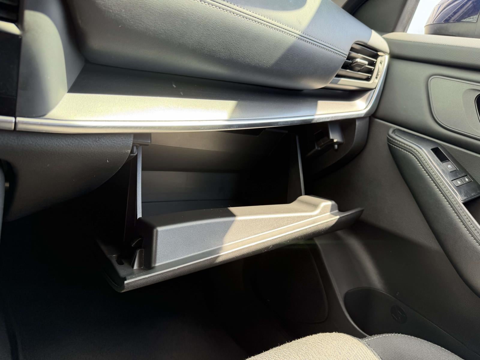 2024 Nissan Rogue SV FWD