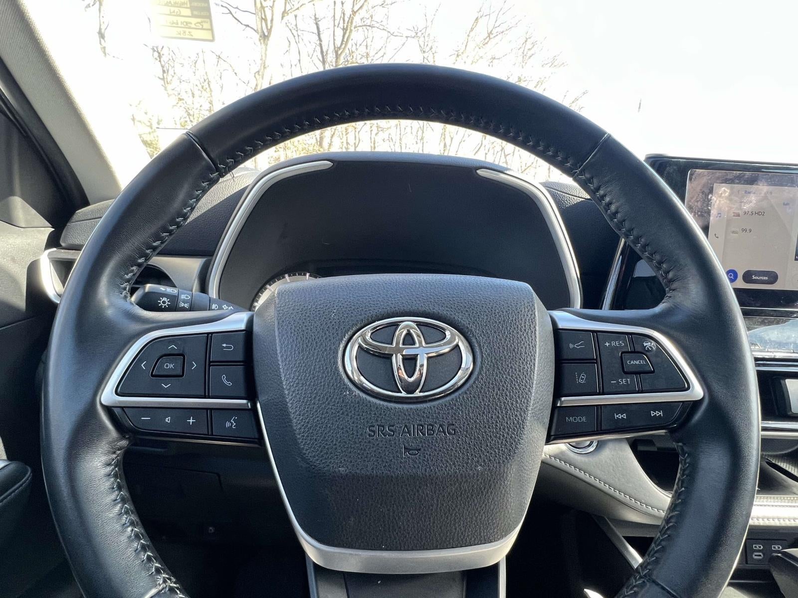 2023 Toyota Highlander XLE