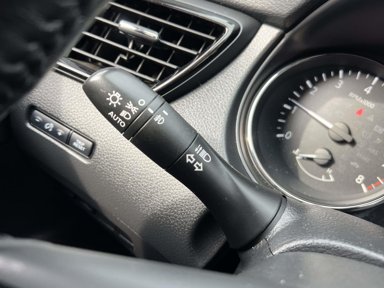 2019 Nissan Rogue Sport SV