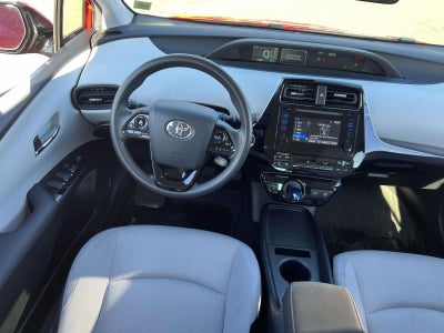 2019 Toyota Prius LE