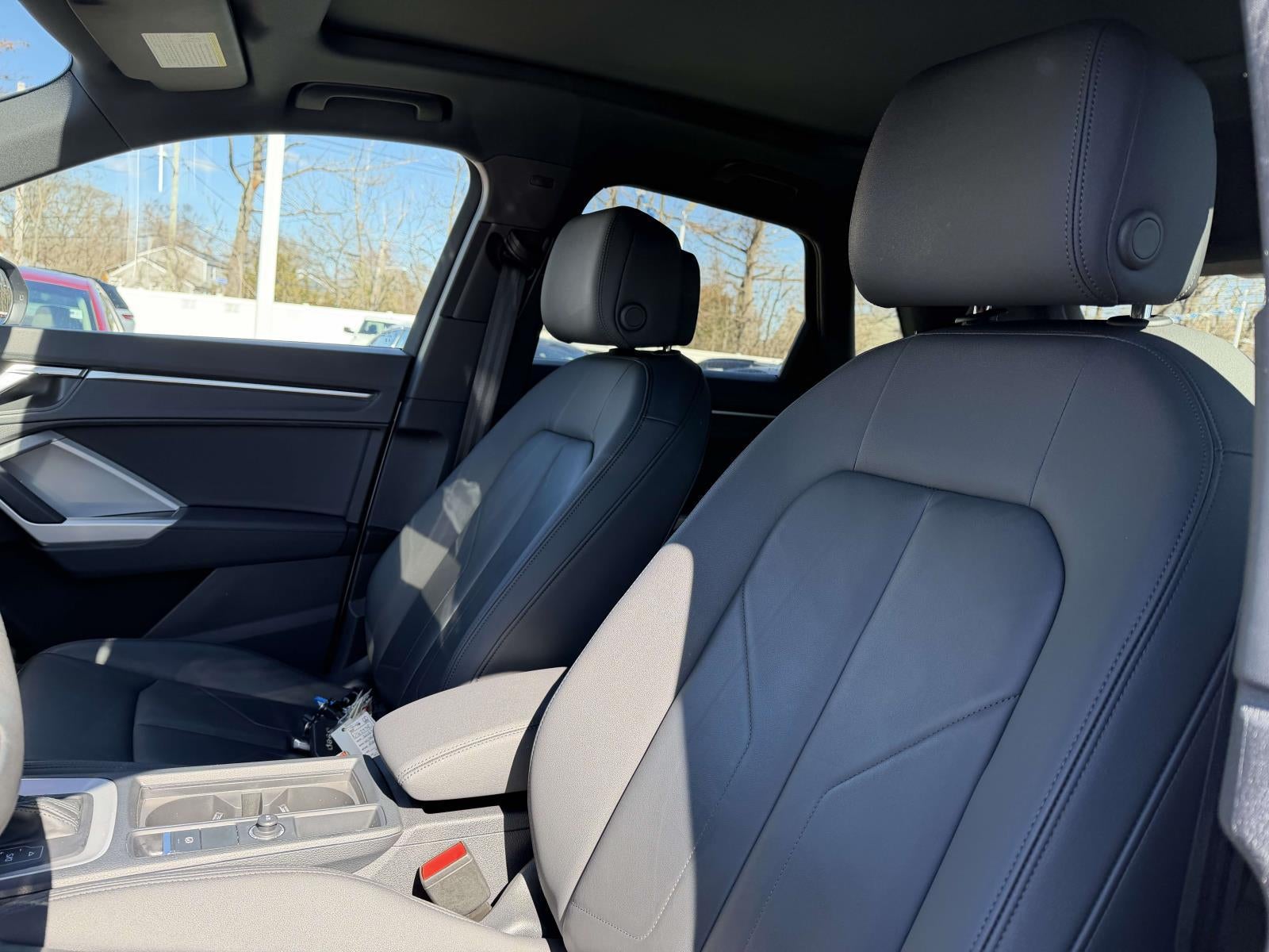 2025 Audi Q3 Premium 45 TFSI S line quattro Tiptronic