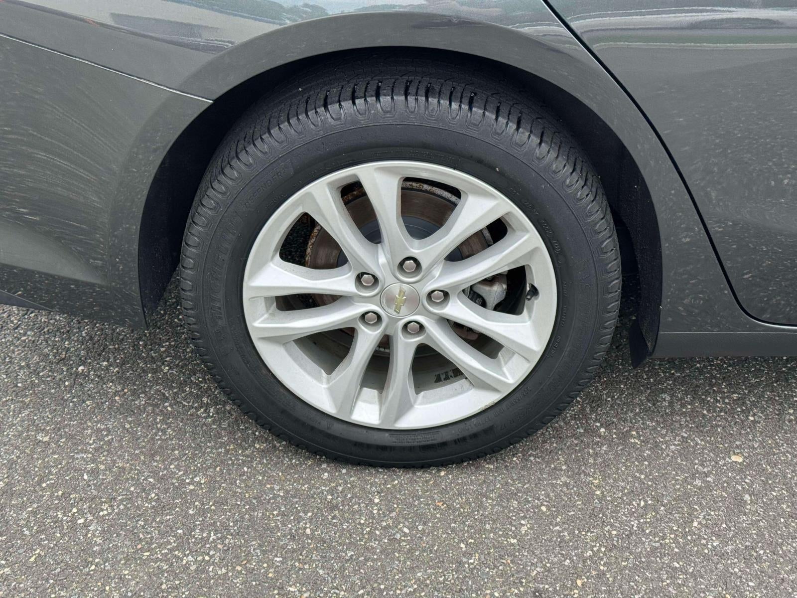 2017 Chevrolet Malibu Hybrid Hybrid