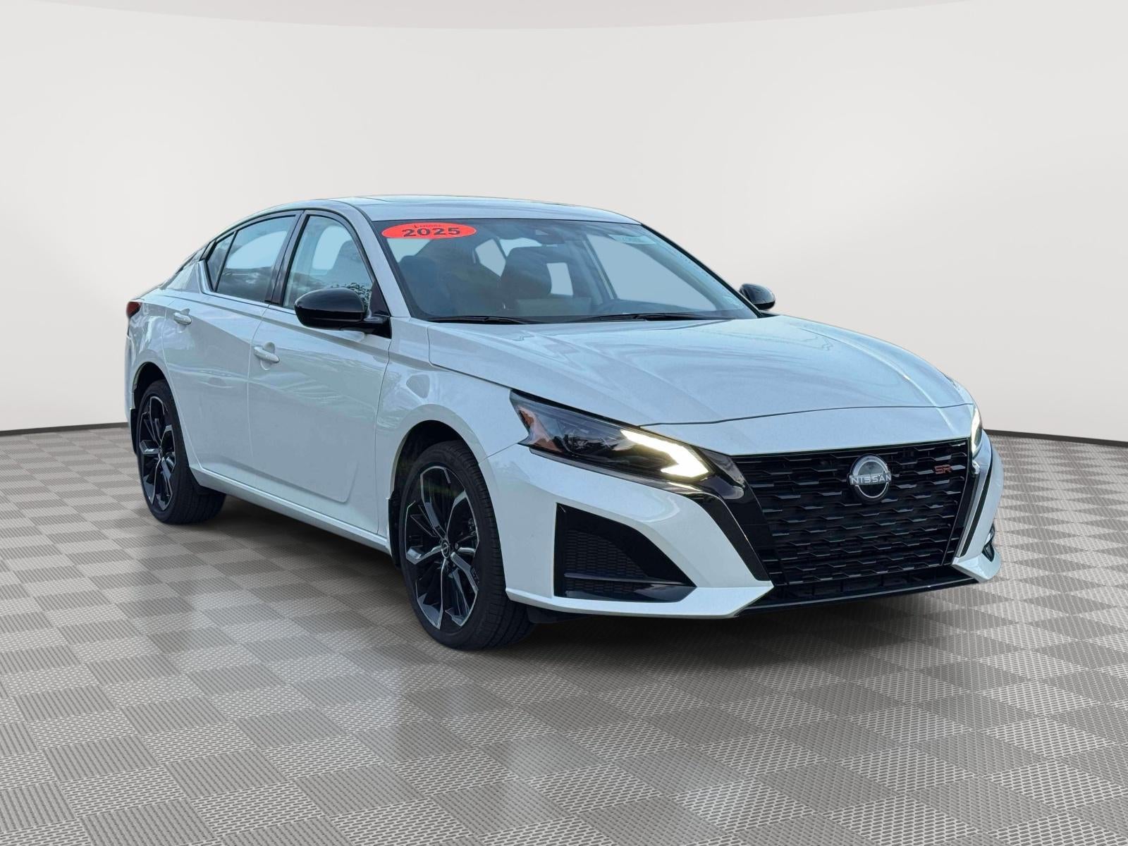 2025 Nissan Altima SR AWD