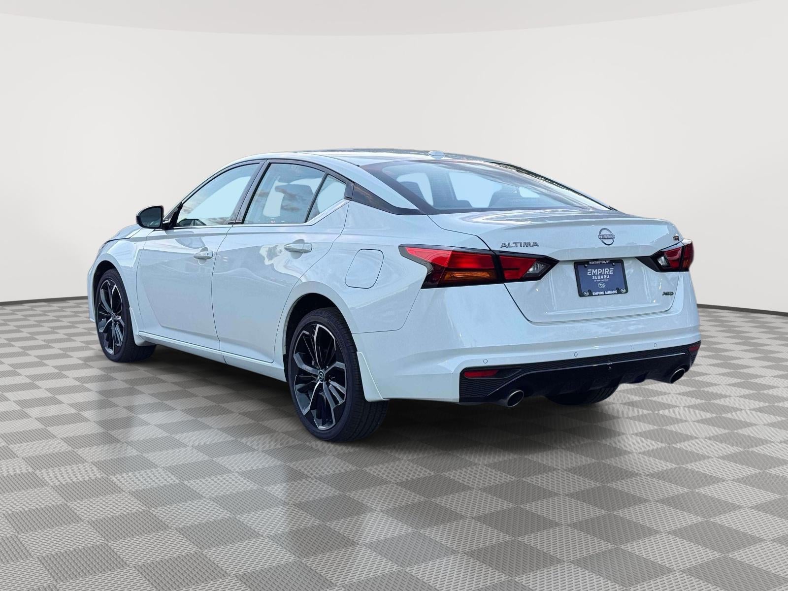 2025 Nissan Altima SR AWD