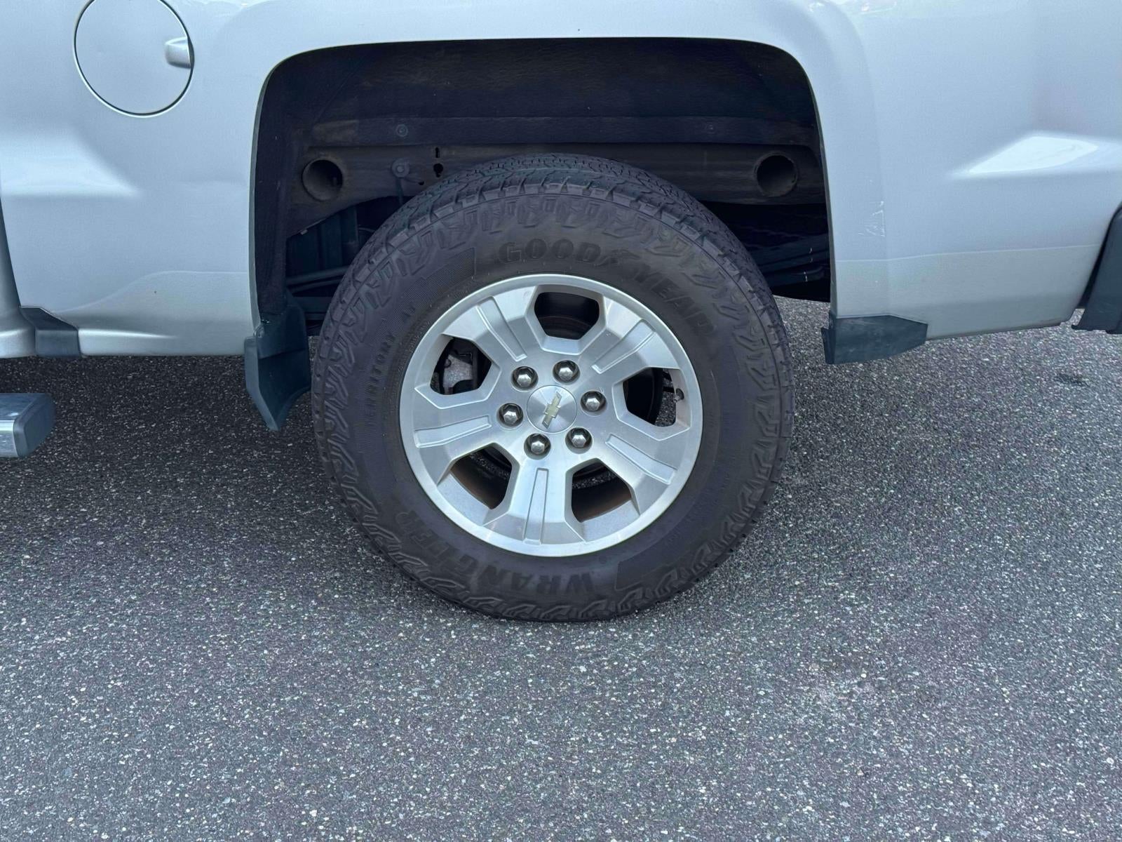 2018 Chevrolet Silverado 1500 LT - Photo 12