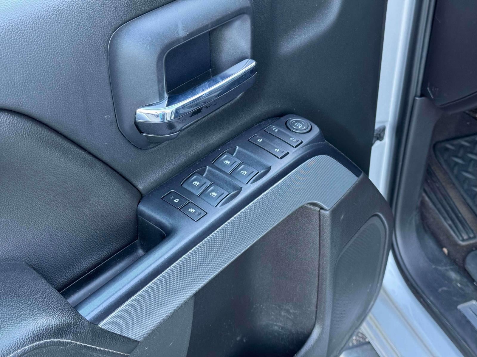 2018 Chevrolet Silverado 1500 LT - Photo 19