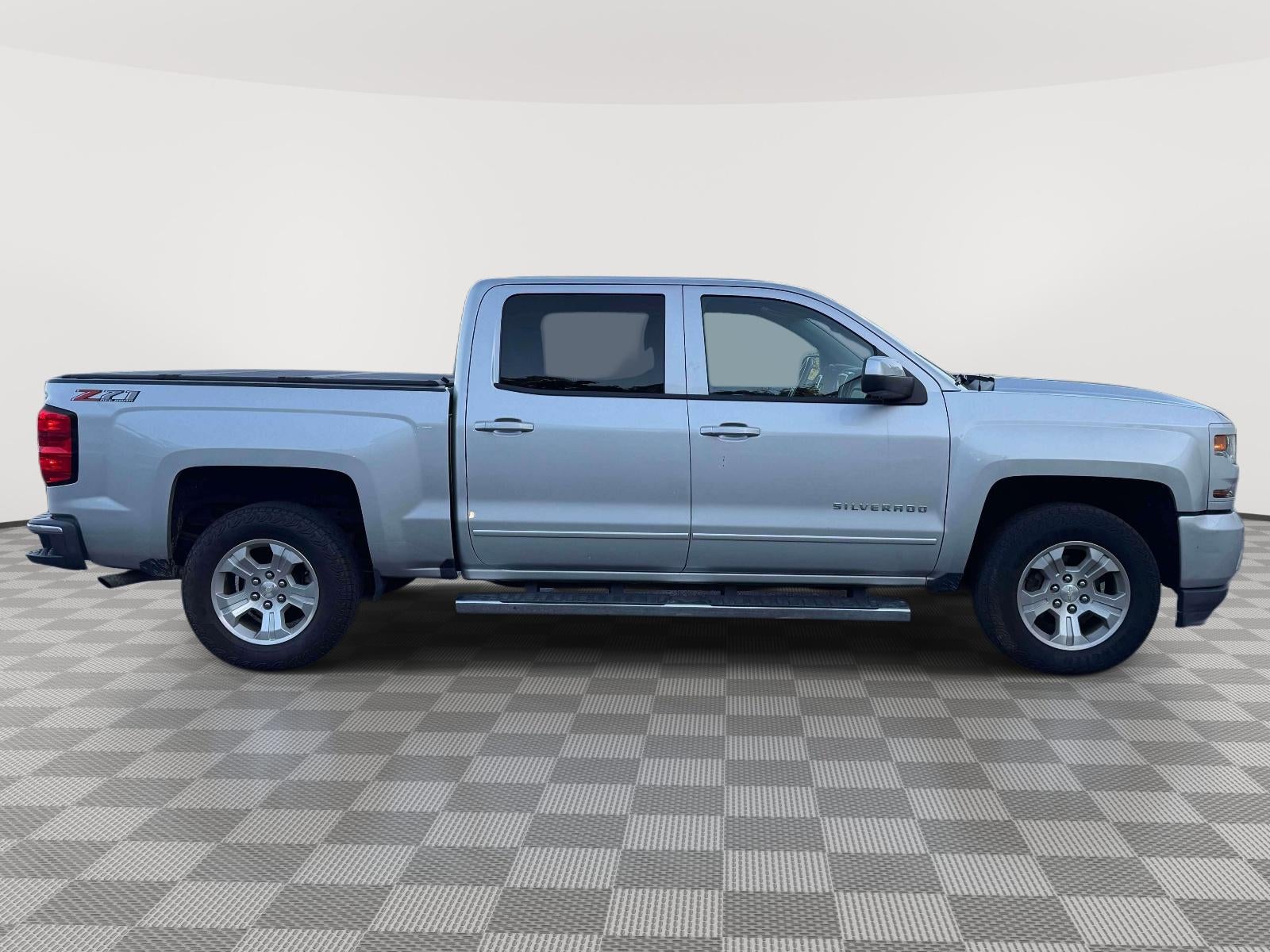 2018 Chevrolet Silverado 1500 LT - Photo 9