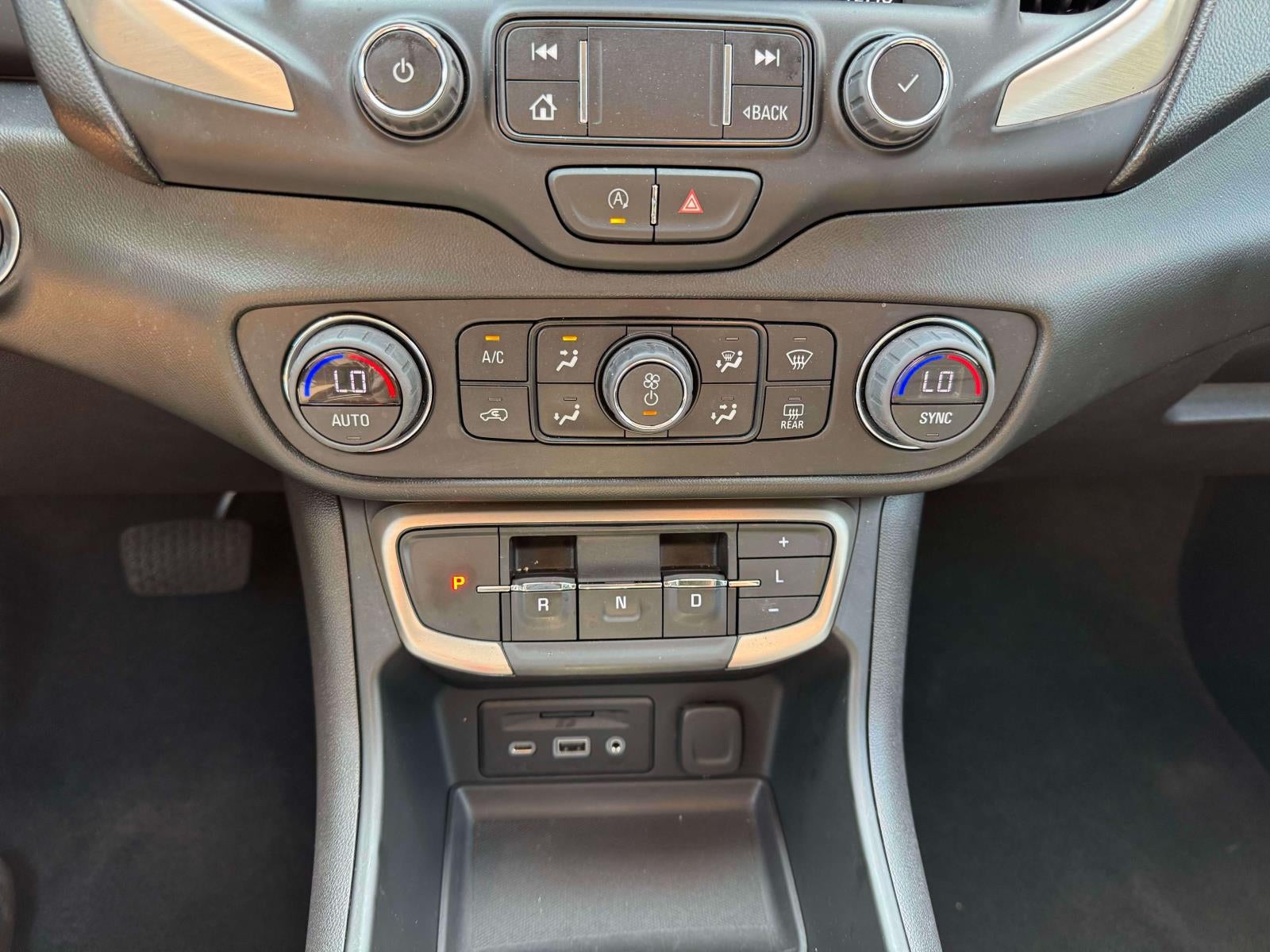2022 GMC Terrain Denali - Photo 33
