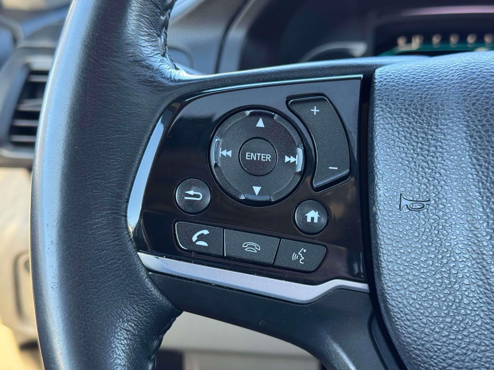 2021 Honda Pilot AWD Touring 8 Passenger