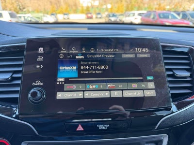 2021 Honda Pilot AWD Touring 8 Passenger