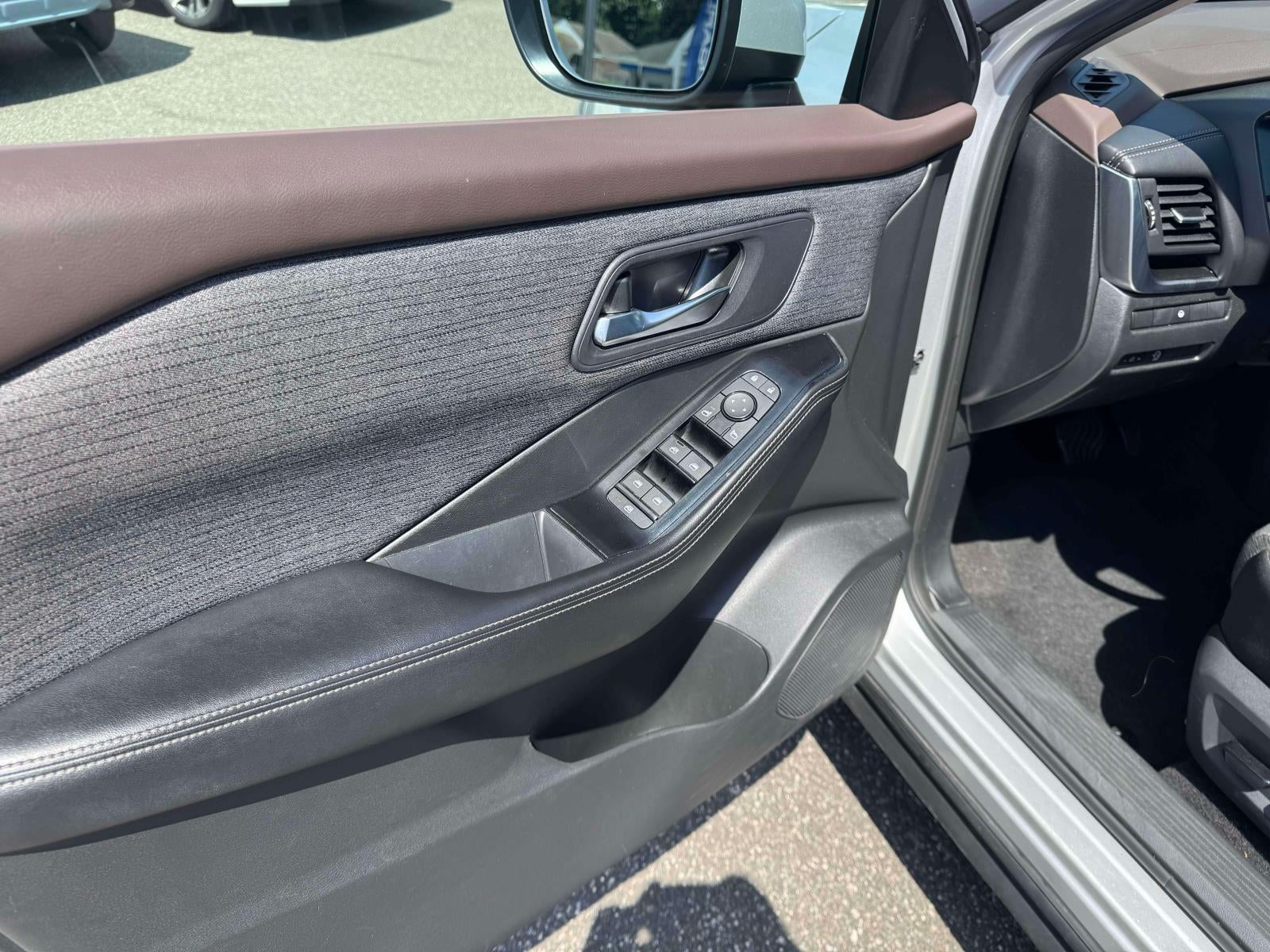 2023 Nissan Rogue SV FWD