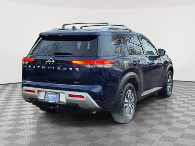 2022 Nissan Pathfinder SL 4WD