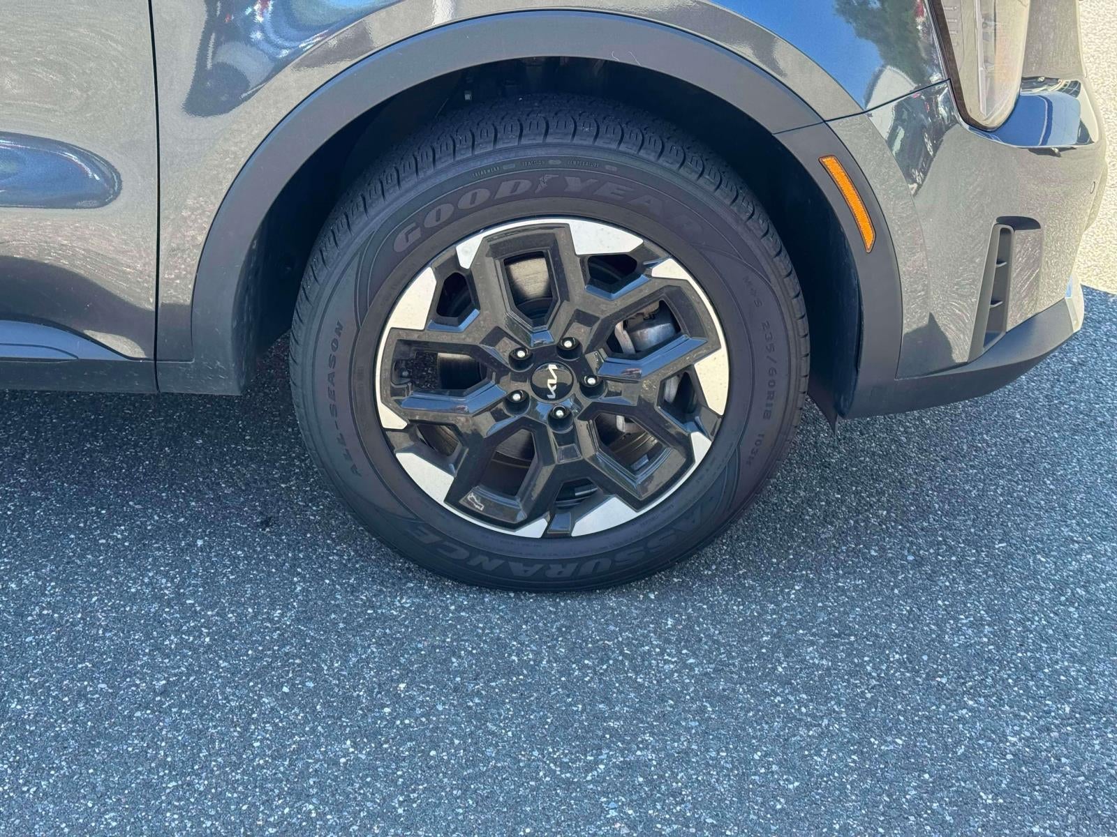 2024 Kia Sorento S