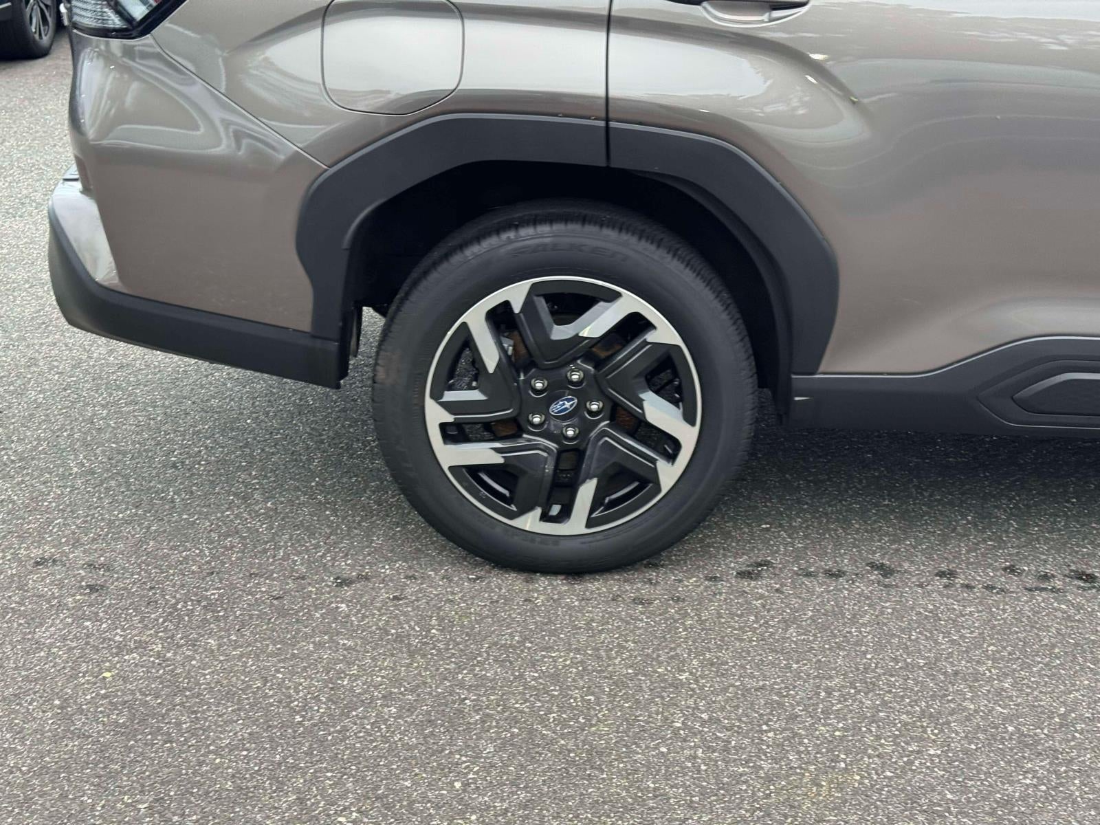 2025 Subaru Forester Premium Hybrid