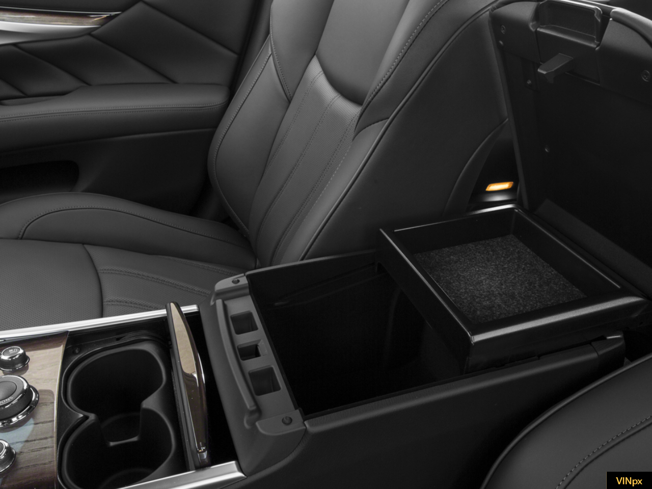 2016 INFINITI Q70L 3.7X